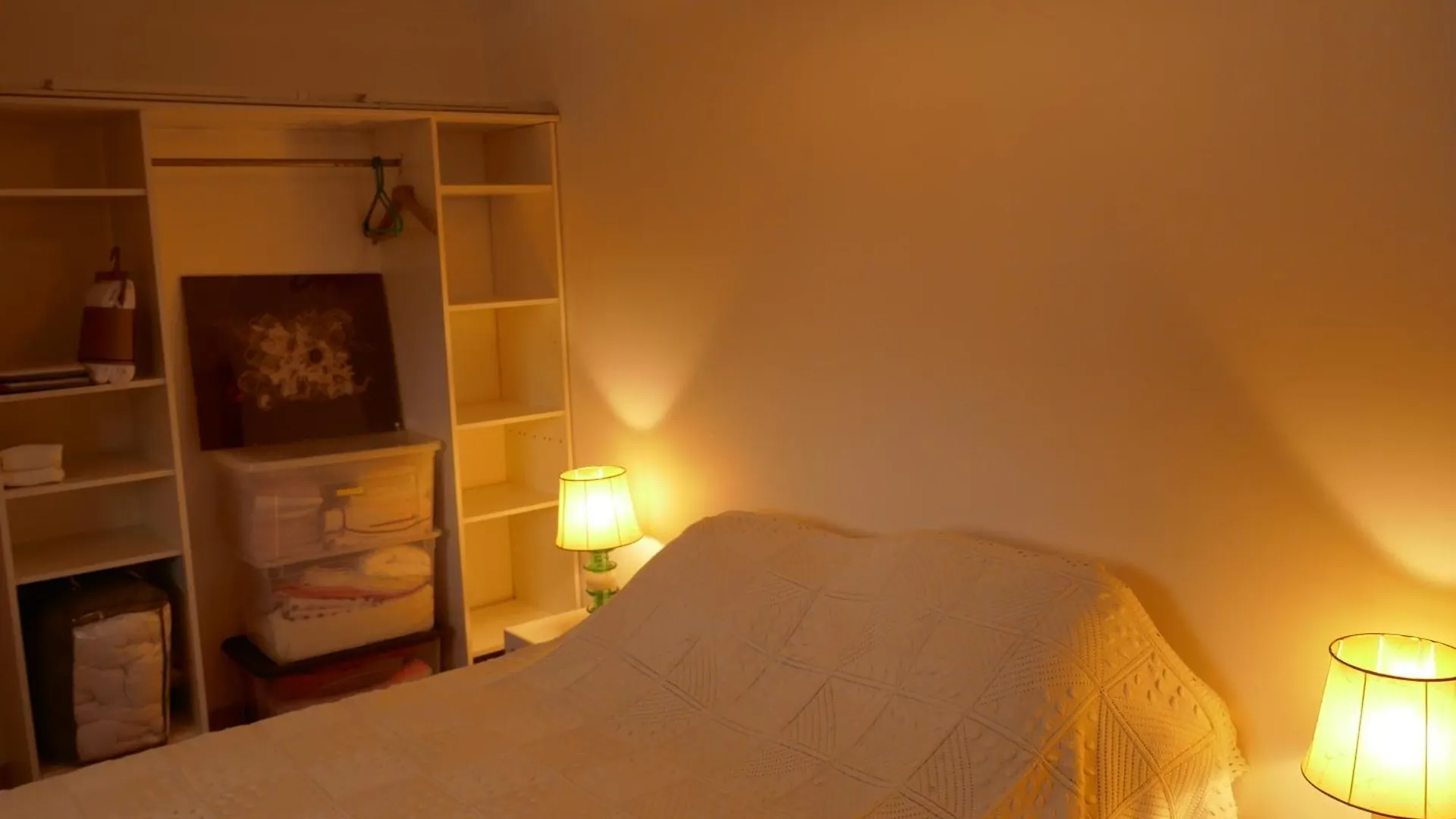La Chaumiere Villa Avajan